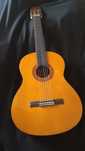 YAMAHA c40 nylon made Indonésia