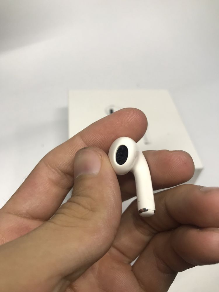 Левый AirPods 3, AirPods, AirPods 3