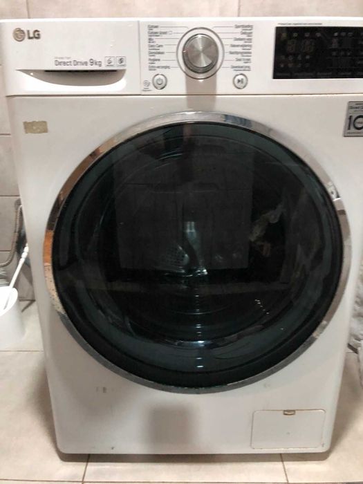 пральна машина LG на 9 кг