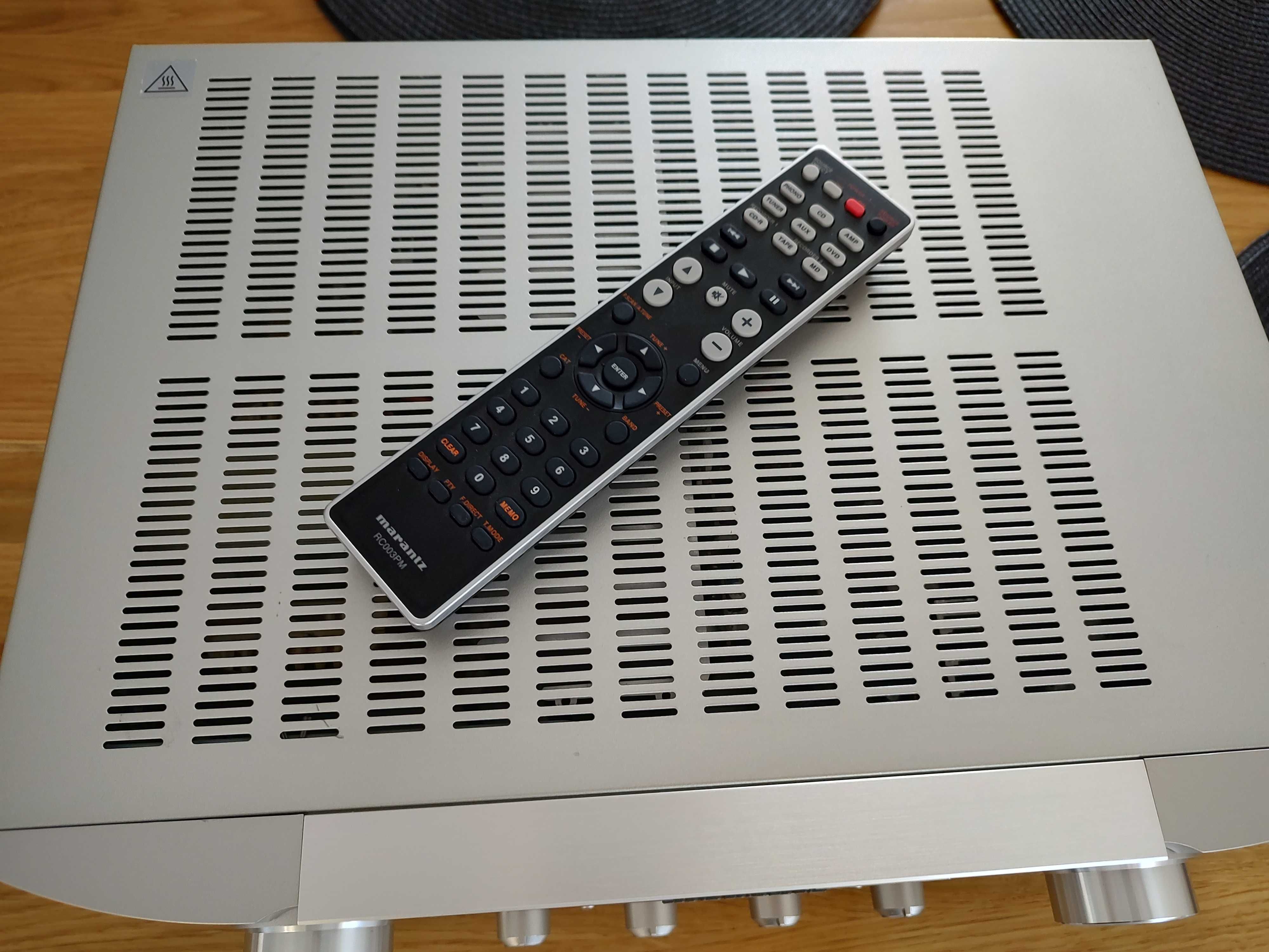 Marantz PM 7004 wzmacniacz