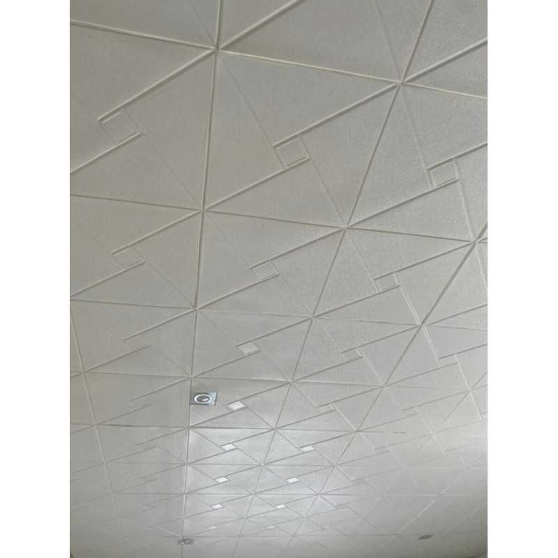 Самоклеющаяся декоративная потолочно-стеновая 3D панель 700x700x5мм