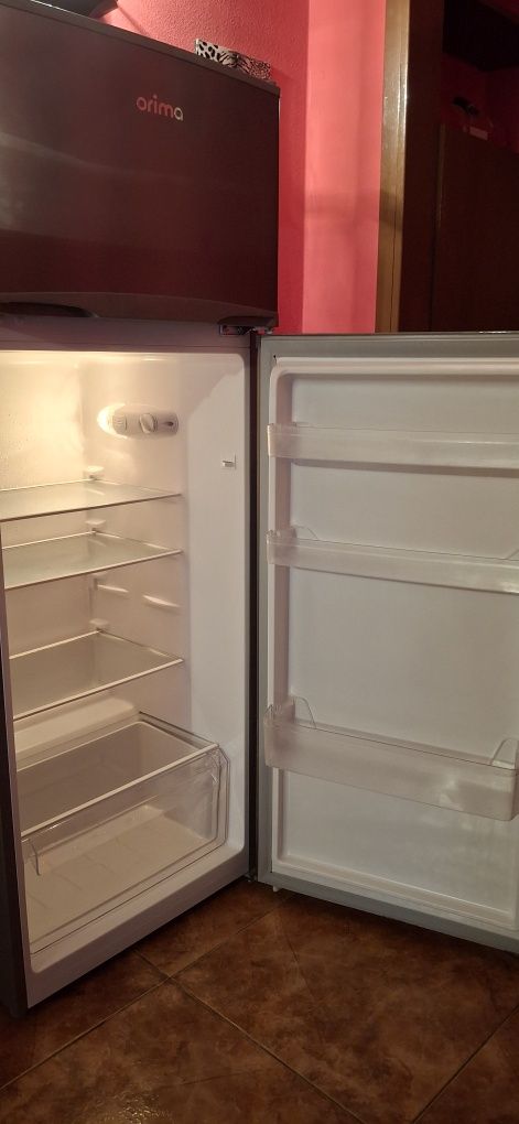 Vende-se Frigorífico completamente novo