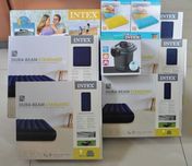 Матрац велюровий надувний Intex набір насос подушка надувна двомісний