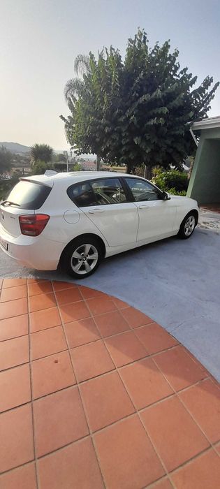 BMW 114i em muito bom estado