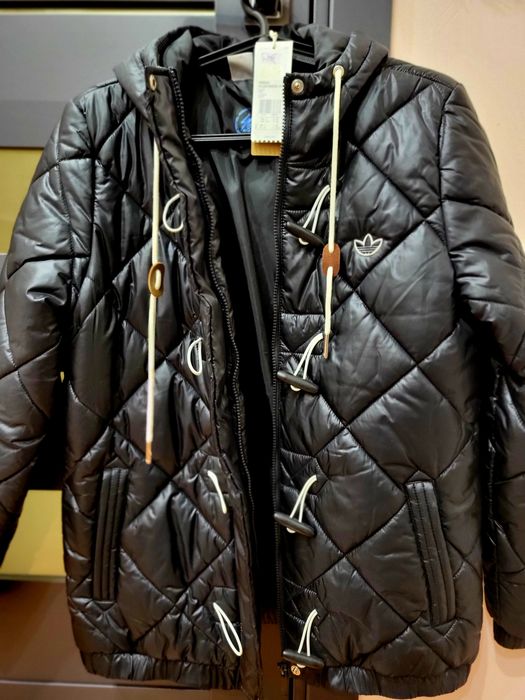 Жіноча куртка Adidas 40р.
