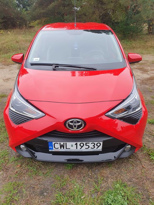 AYGO X-PLAY  2021  5-drzwiowy  1,0 WT-i 72 KM benzyna  1 właściciel