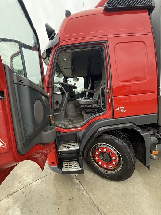 Volvo fm 410 do przewozu zwierząt do żywca zabudowa kaba 3 pokłady