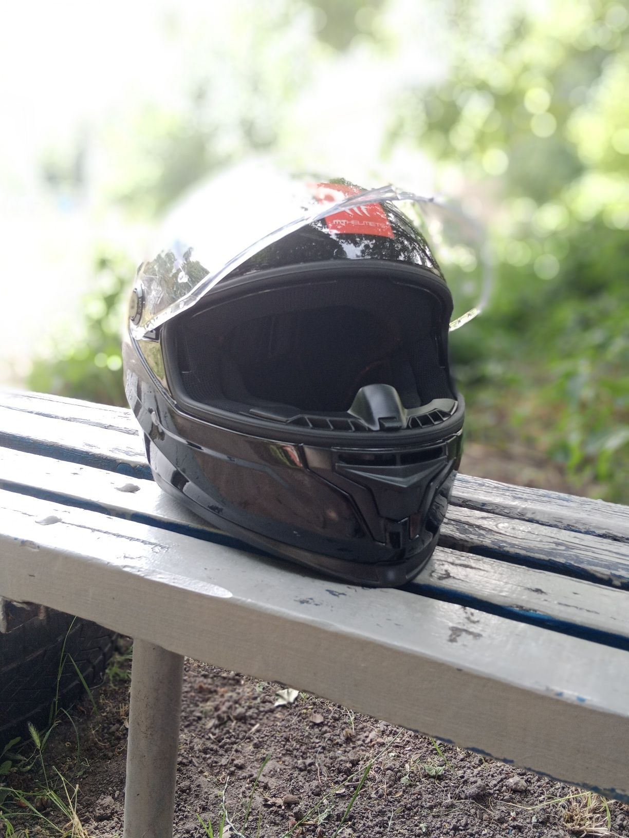 Продам Шлем MT- HELMETS