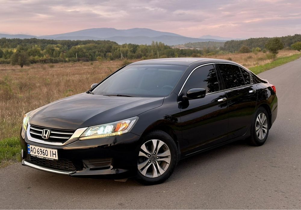 Honda Accord 2015 рік