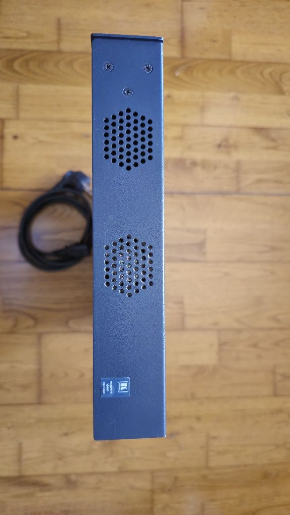 Distribuidor Kramer VM-216H - 2 entradas para 16 saídas HDMI