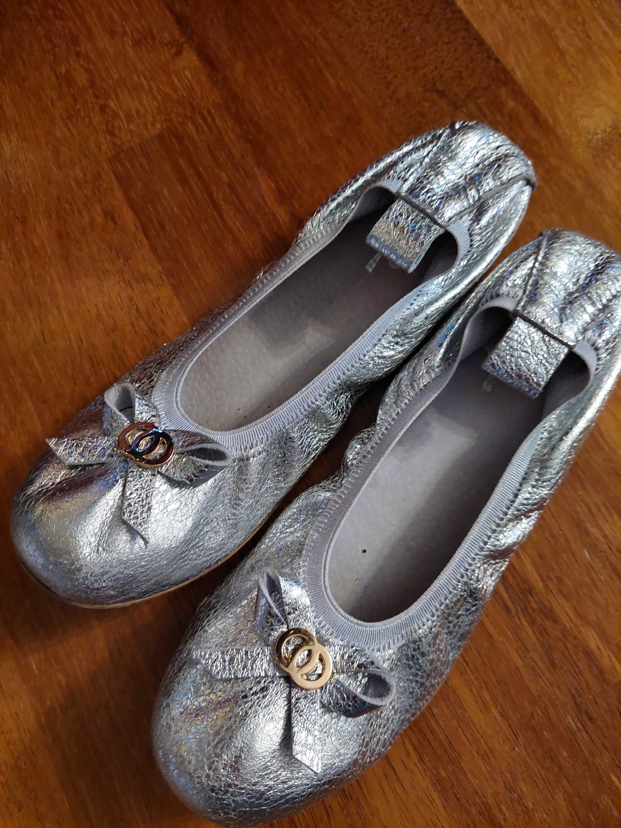 Baleriny Sandaly pantofle srebrne rozm. 37 swieta sylwestra