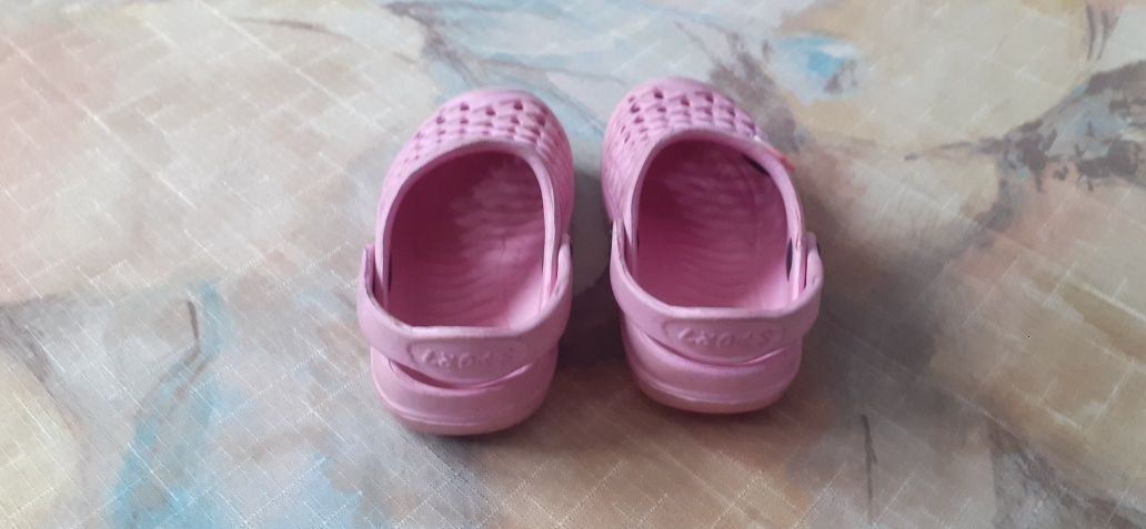 Sandałki klapki buty buciki gumowe lato crosc 12 cm
