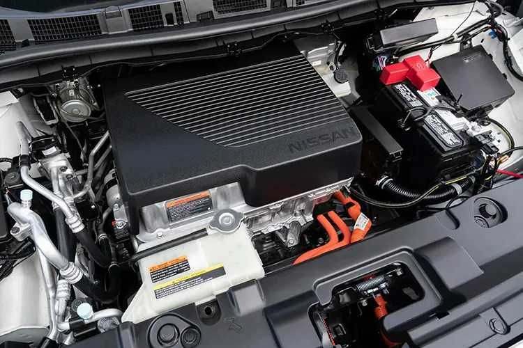 Двигун, батарея на Nissan Leaf 2013-23 р.в. (24Kw, 40Kw, 62Kw)