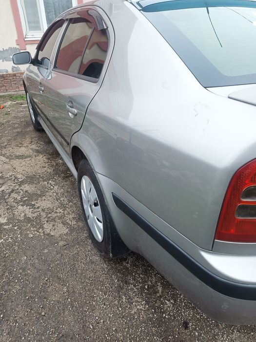 Продам SKODA OCTAVIA TOUR  – Надійний та економний!