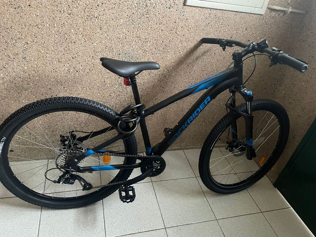 Bicicleta em ótimo estado + acessórios