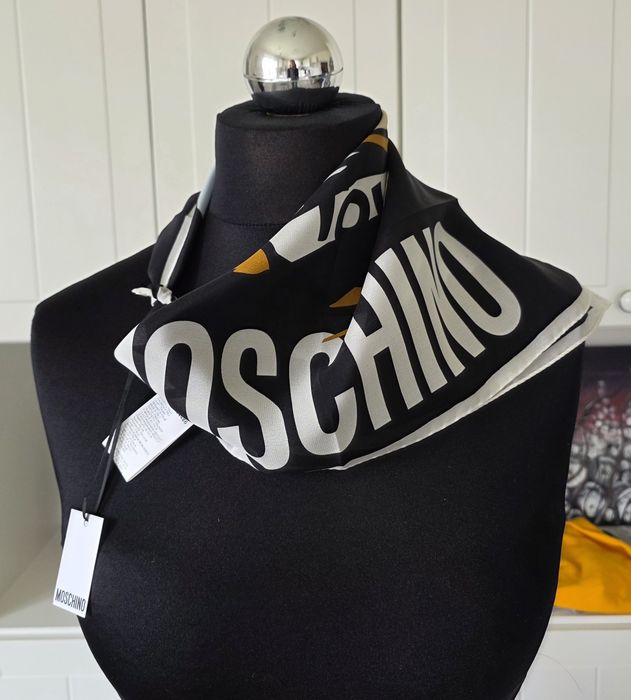 Nowa apaszka chusta gawroszka Moschino jedwab jedwabna silk new scarf