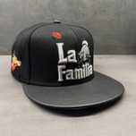Nowa czapka "La Familia" — Snapback, unisex