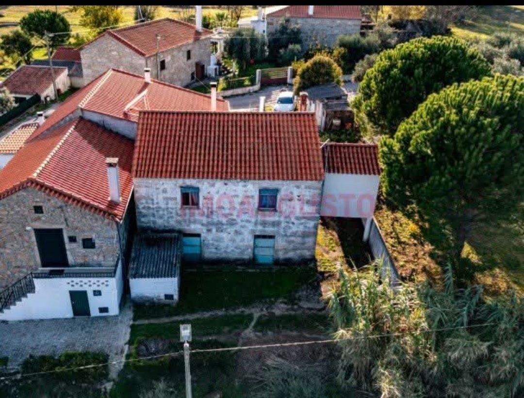 Casa granito habitavel otimo estado com opensapce