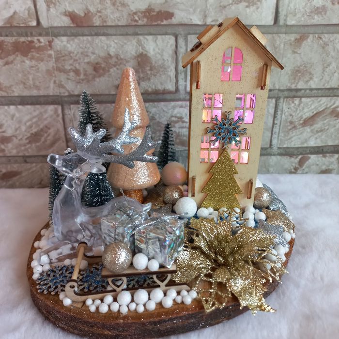Dekoracja świąteczna-domek LED, choinki, renifer