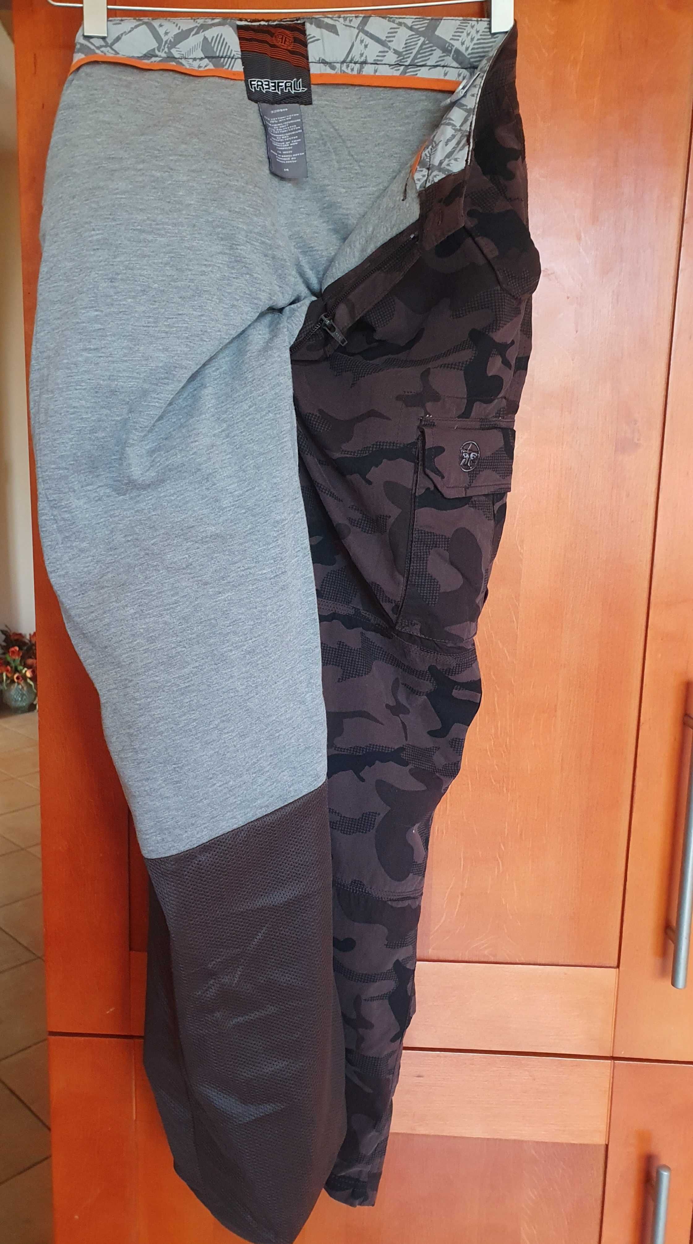 Spodnie moro nowe