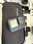 Kamerka GoPro Hero 12 Black w sporym zestawie