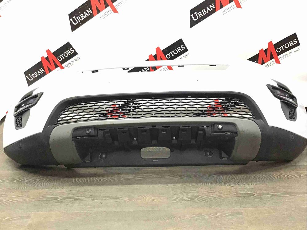 Land rover Discovery Sport передній бампер