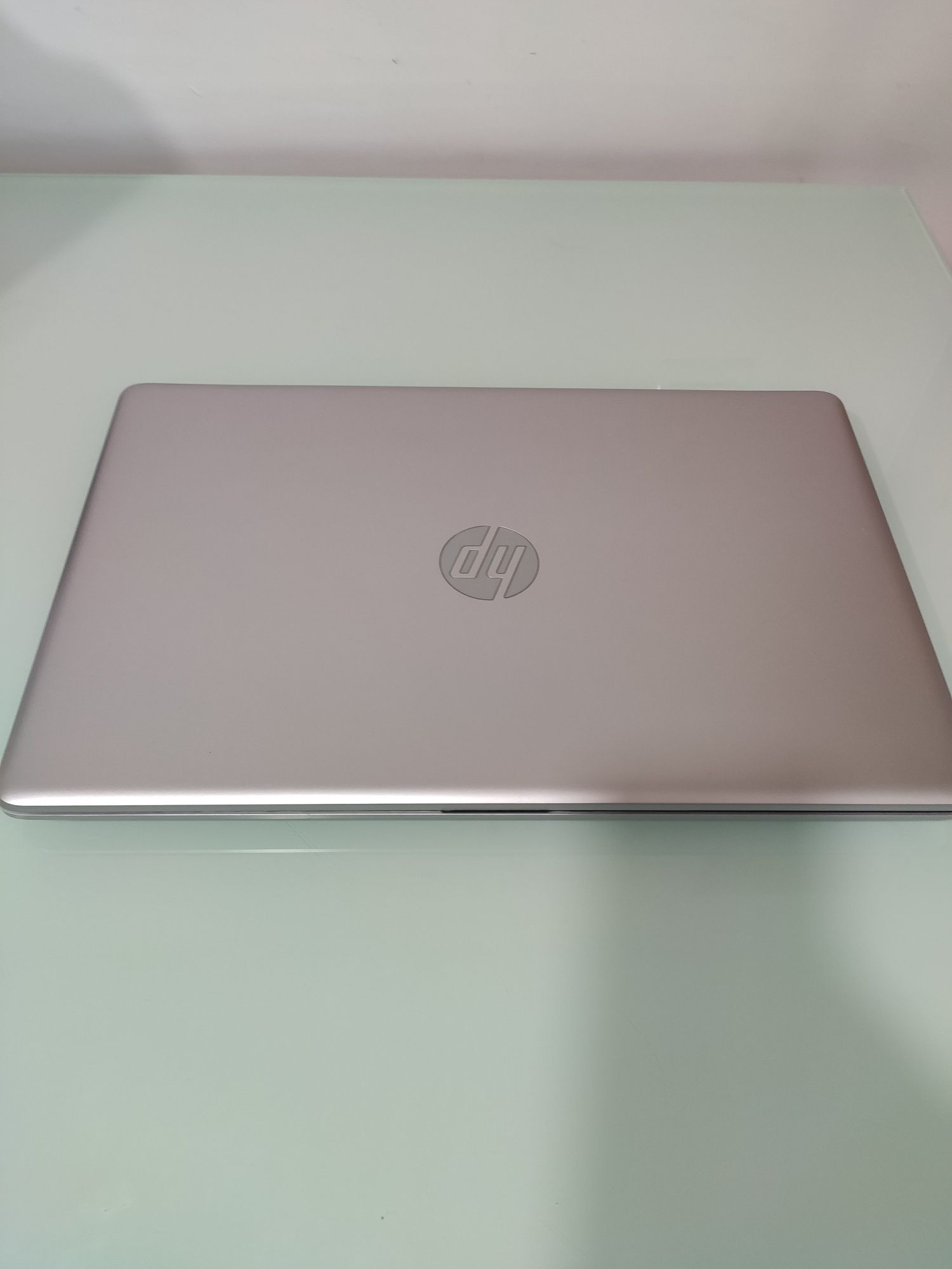 Portátil HP, AMD Ryzen™ 7 3700U com Radeon™ Vega 10/ 16Gb RAM / W11Pro