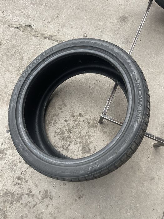 Шини зимові R20 245 40 Triangle Склад Осокорки RLX