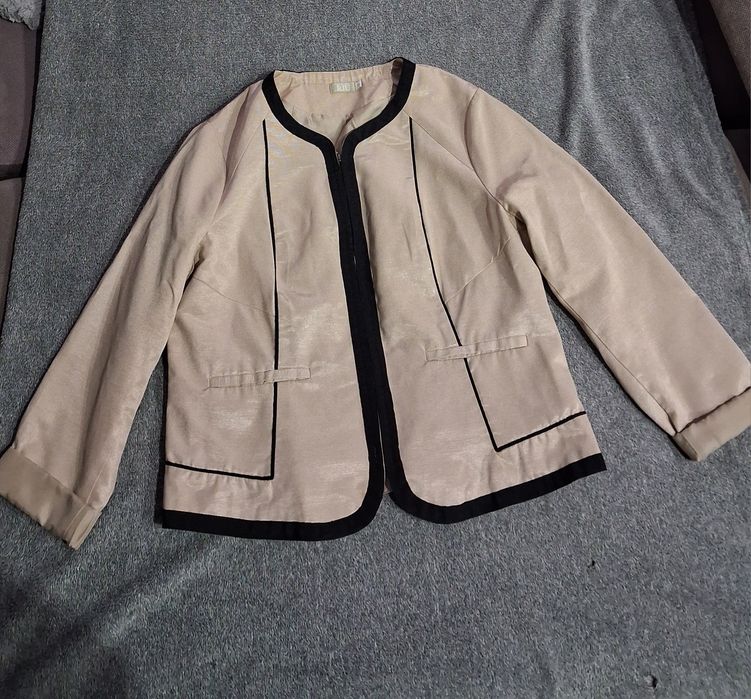 Marynarka damska beżowa