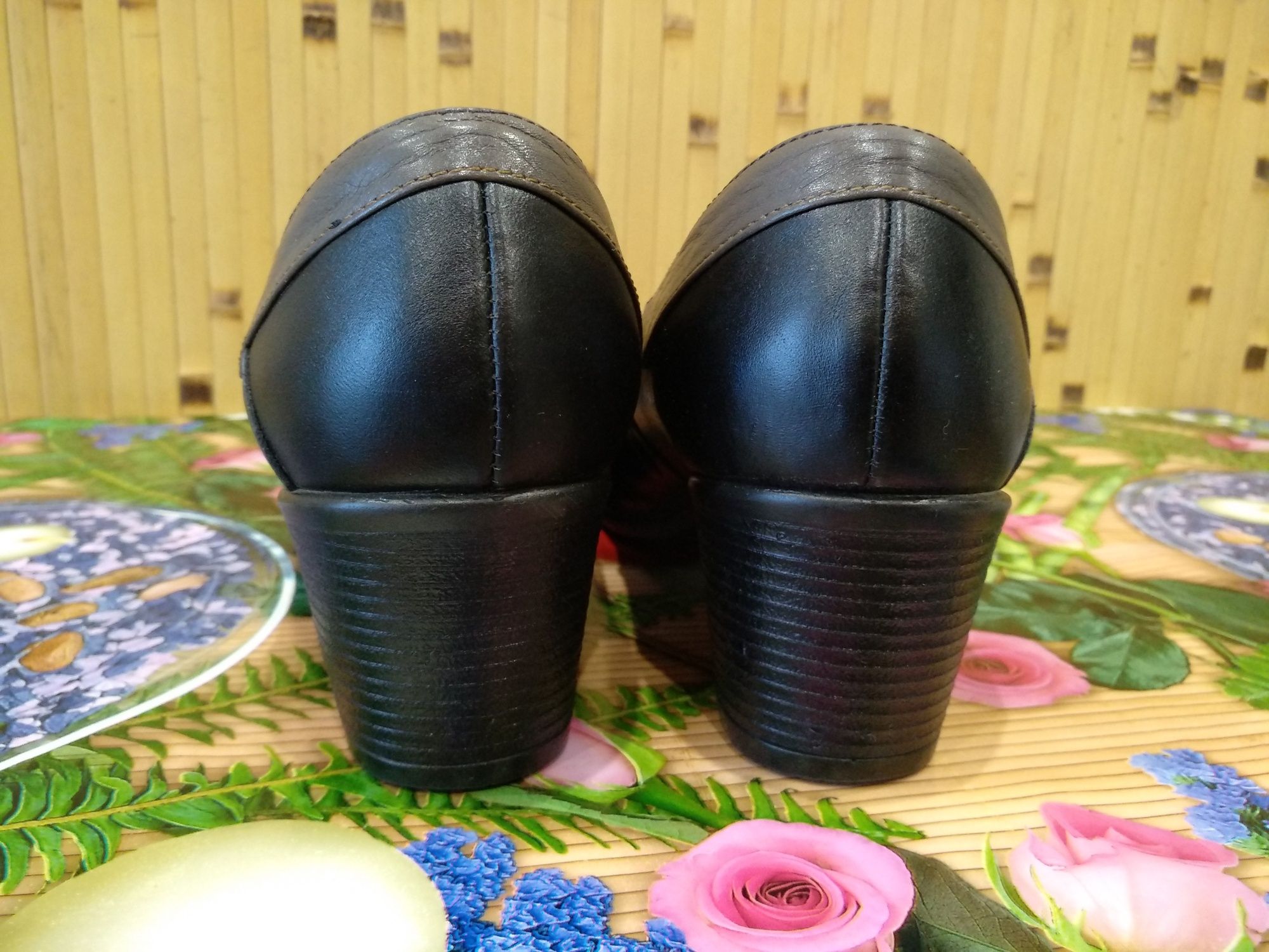 Туфли женские кожаные размер 41 в отличном состоянии