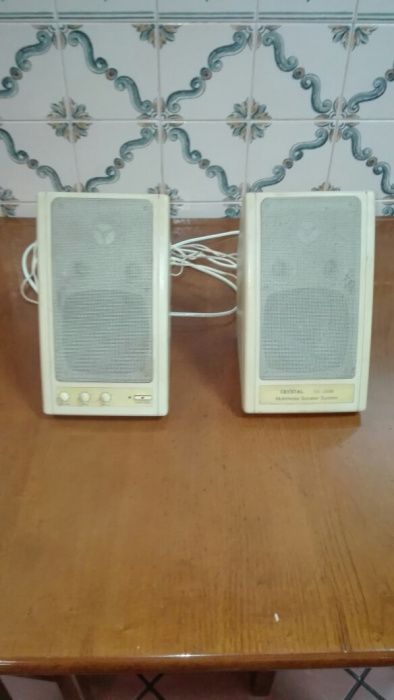 Colunas multimedia speaker system