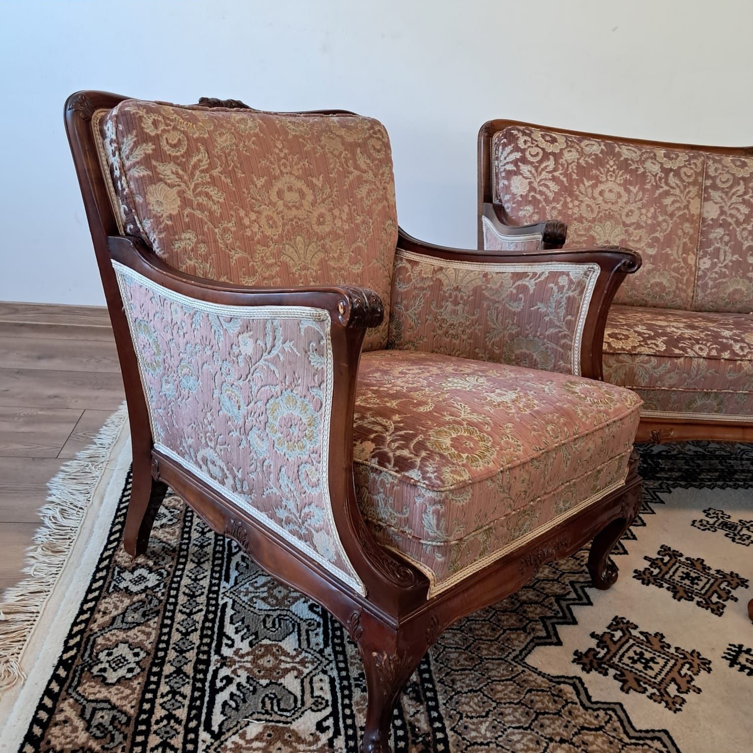 Stylowy komplet wypoczynkowy