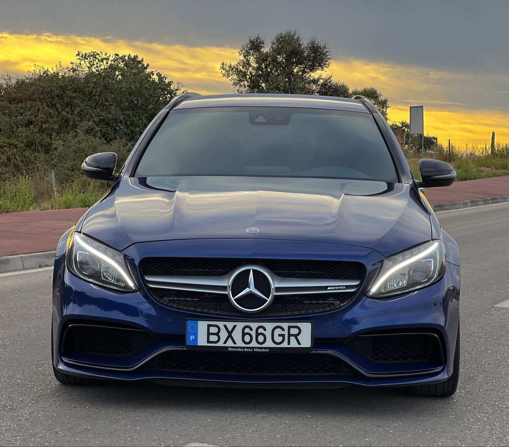 Mercedes-benz C63 AMG 4.0 V8 Bi-turbo de 476cv