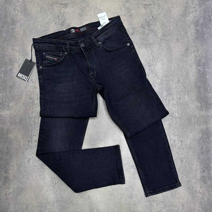 Чоловічі чорні джинси Diesel