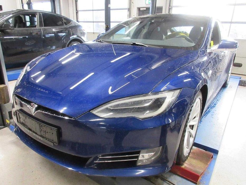 Tesla Model S 75D AWD 2017  один власник, дві пари дисків, Без ДТП