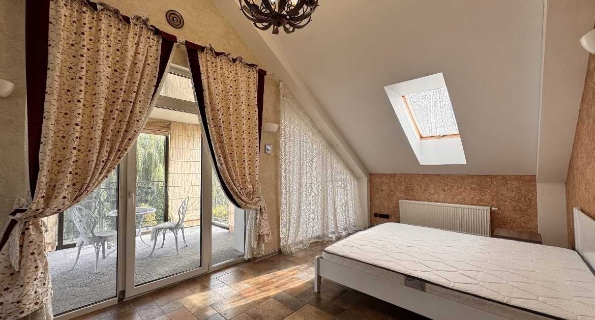 Продаж будиноку в престижному містечку Дніпрова Хвиля в Конче Заспі