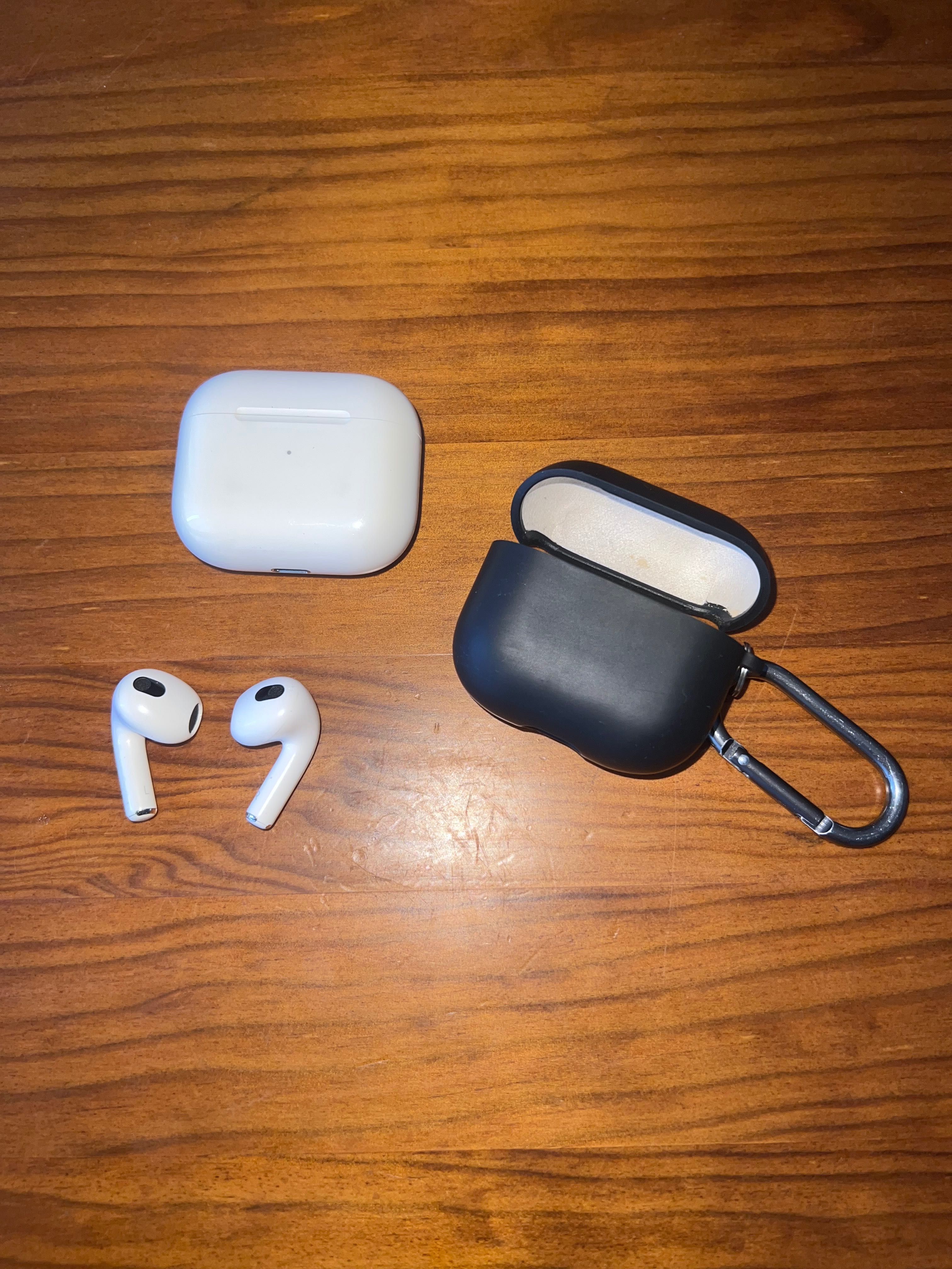 AirPods 3 em ótimo estado