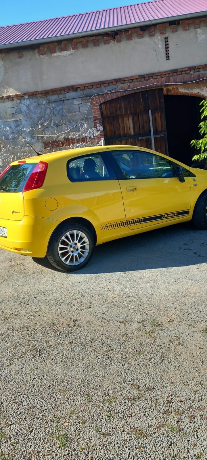 Fiat grandę punto 1.4 2009