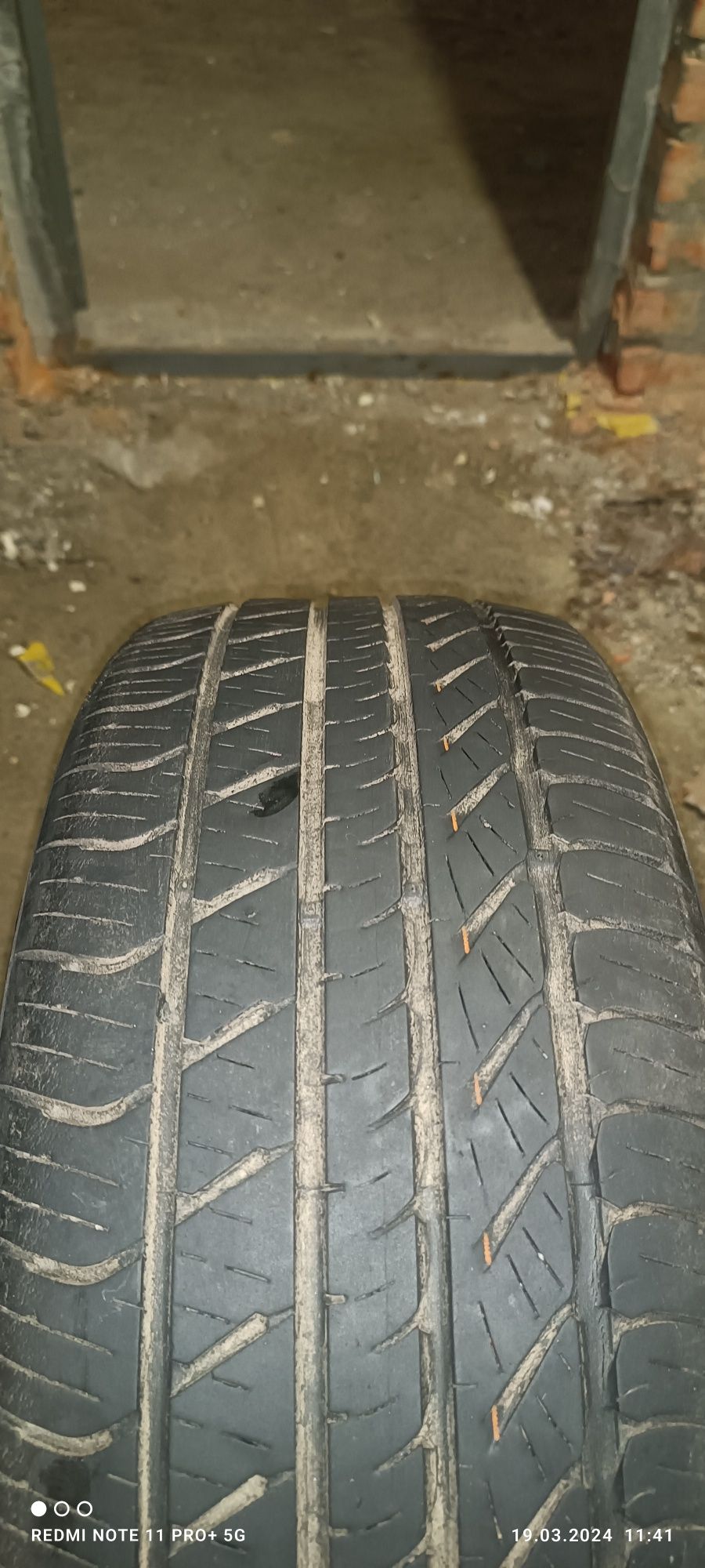 Kumho 215 55 16 літня