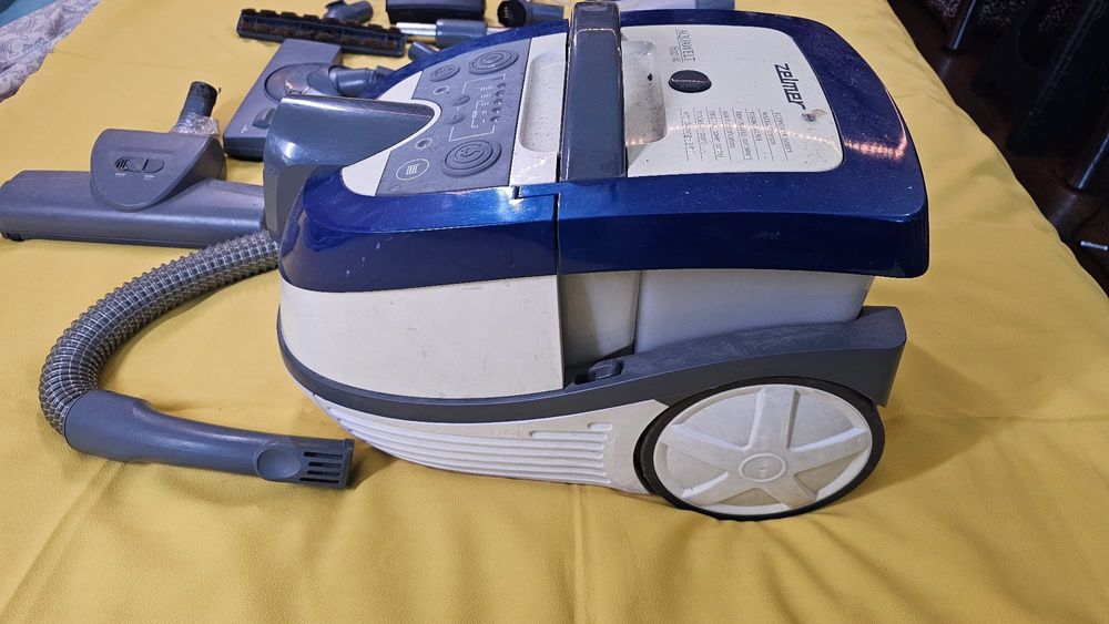 Пилосос в гарному стані