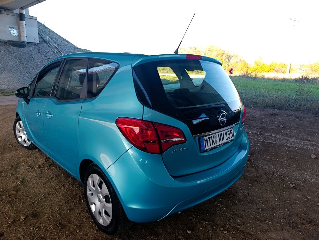 Opel Meriva B 1.4 turbo org niski prze 99tyskm Edition Niemcy panoram