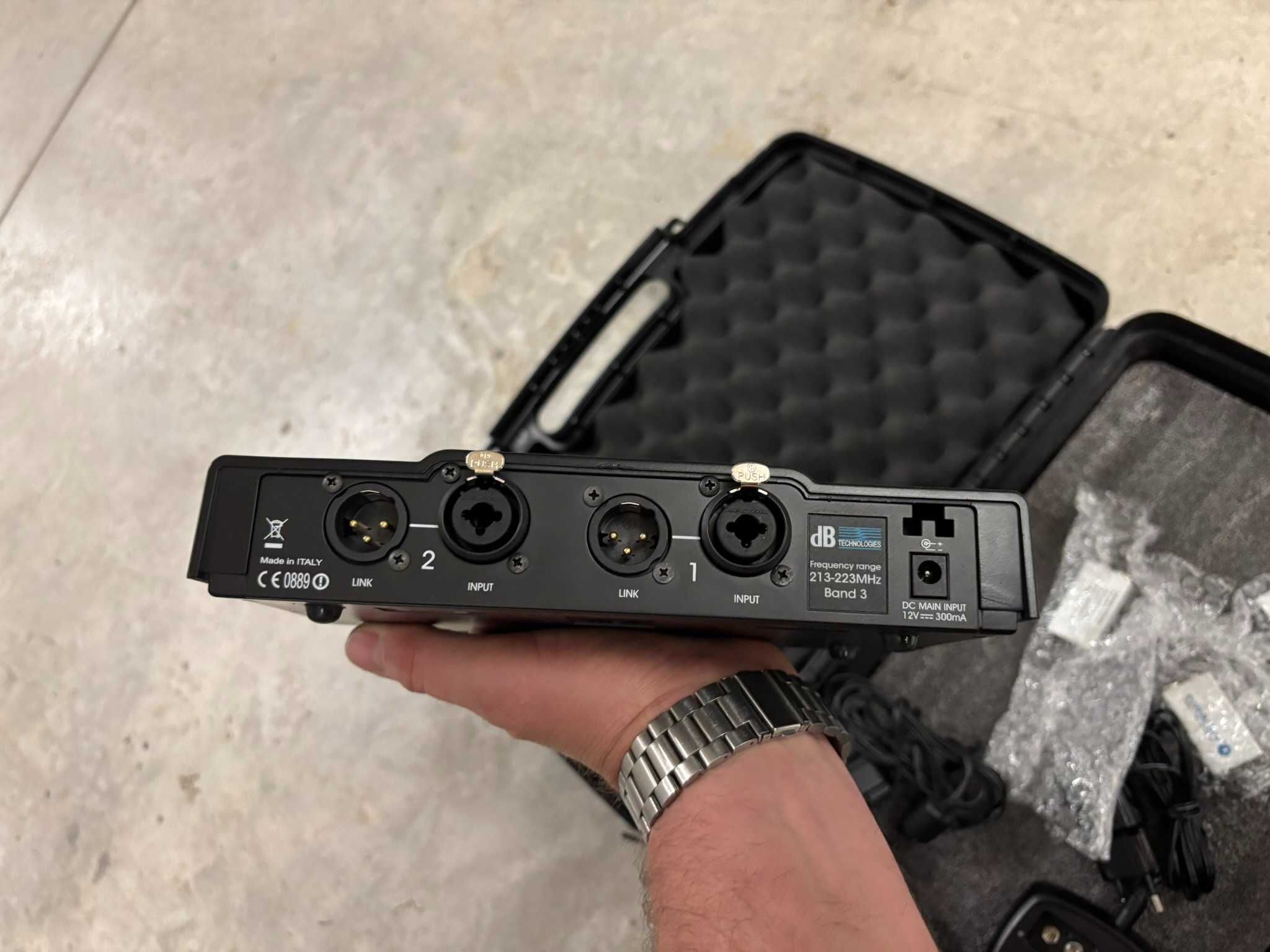 Odsłuch bezprzewodowy db Technologies EME One + akumulatory / monitor
