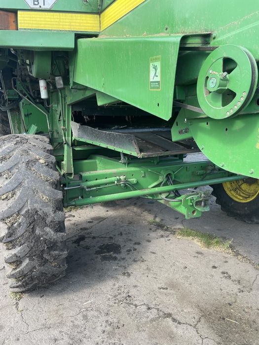 Комбайн зернозбиральний ДЖОН ДІР 2264, JOHN DEERE 2264, 2000 р.в.