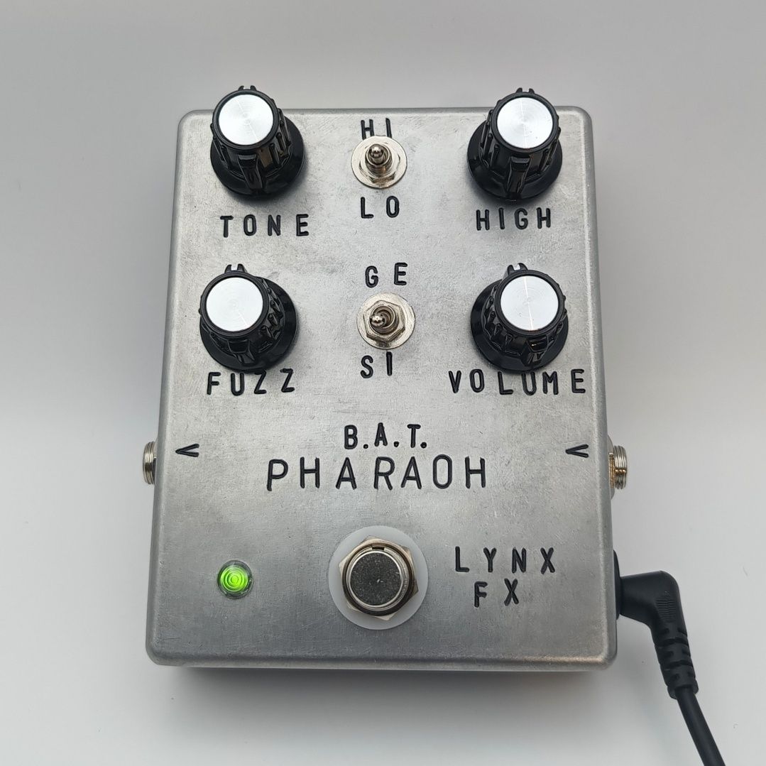 Fuzz BAT Pharaoh kopia przester gitarowy i basowy doom stoner Lynx.FX