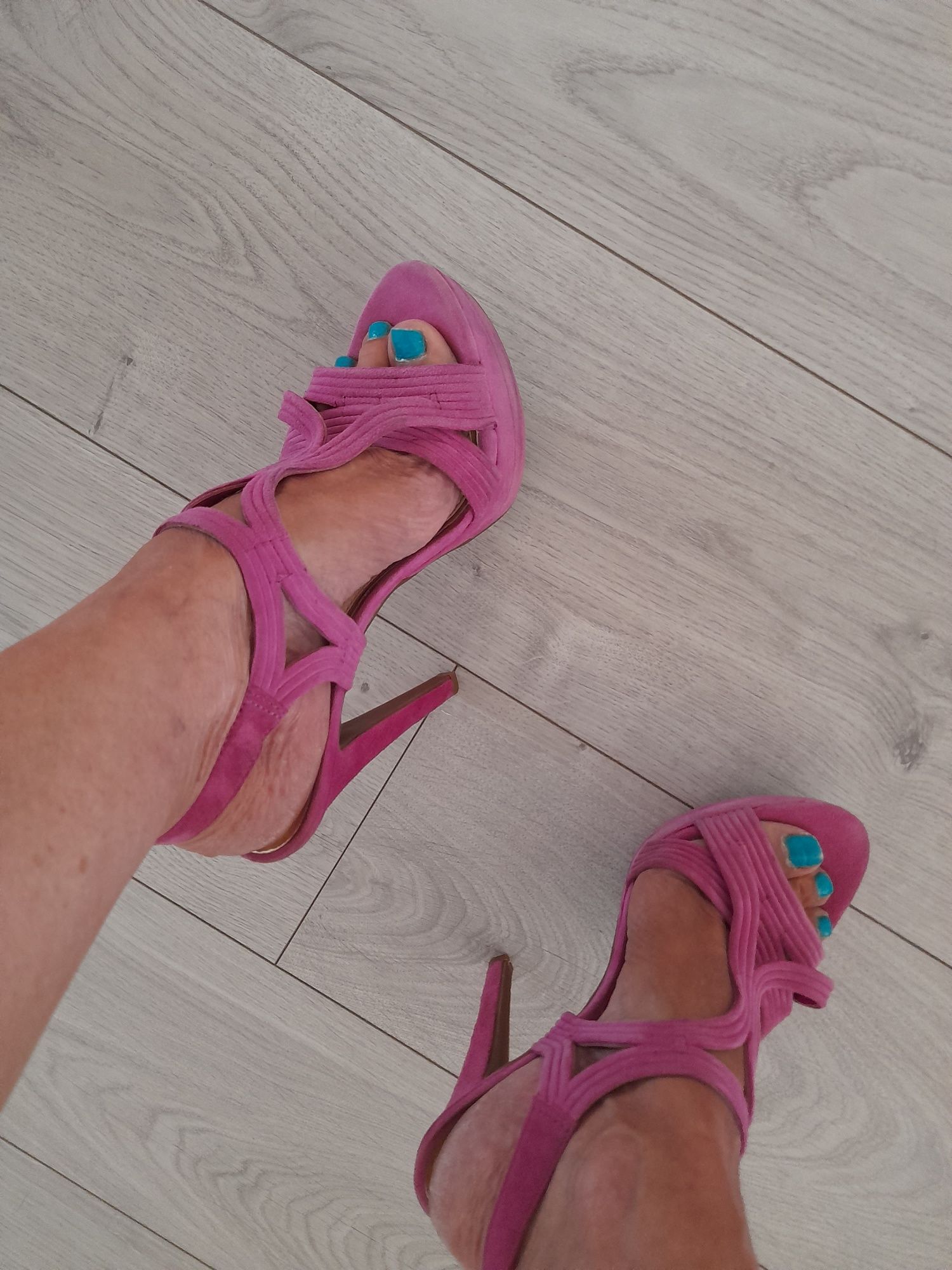 Sandalias rosa marca Jessica Simpson