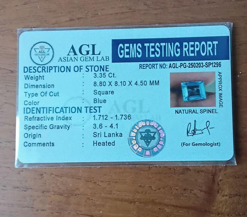 ESPINELIO  Azul do Sri Lanka 3.35 ct com certificado