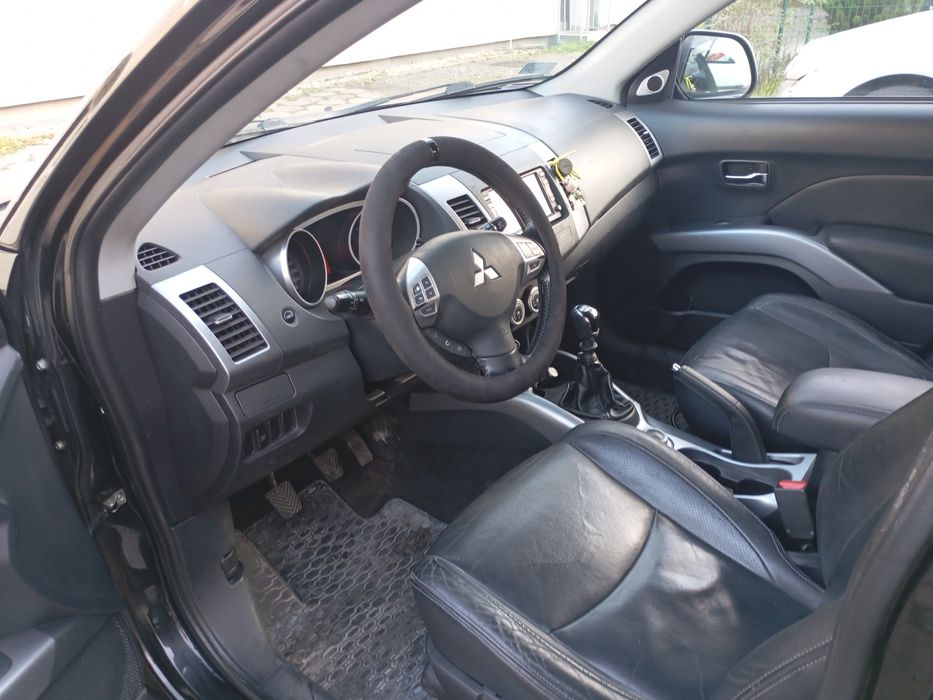Mitsubishi Outlander II 2009 r 2,2 diesel