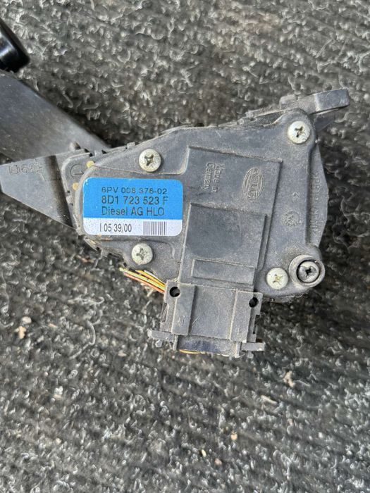 Педаль газа ауди А6с5