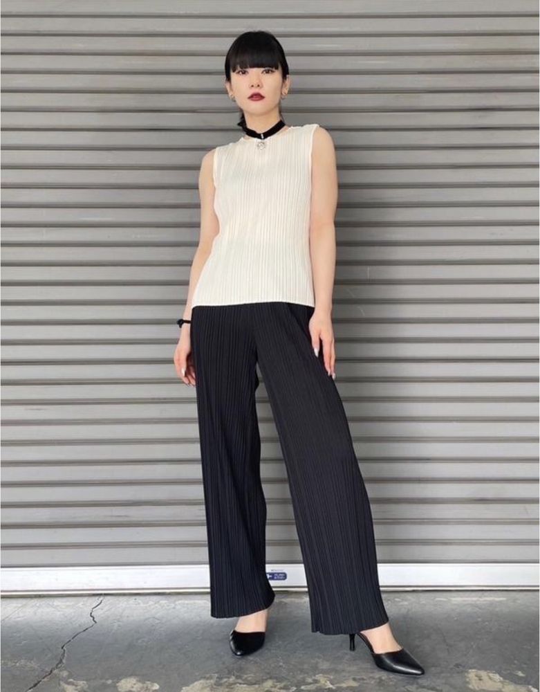 Плісіровані штани брюки uniqlo pleated (S, L)
