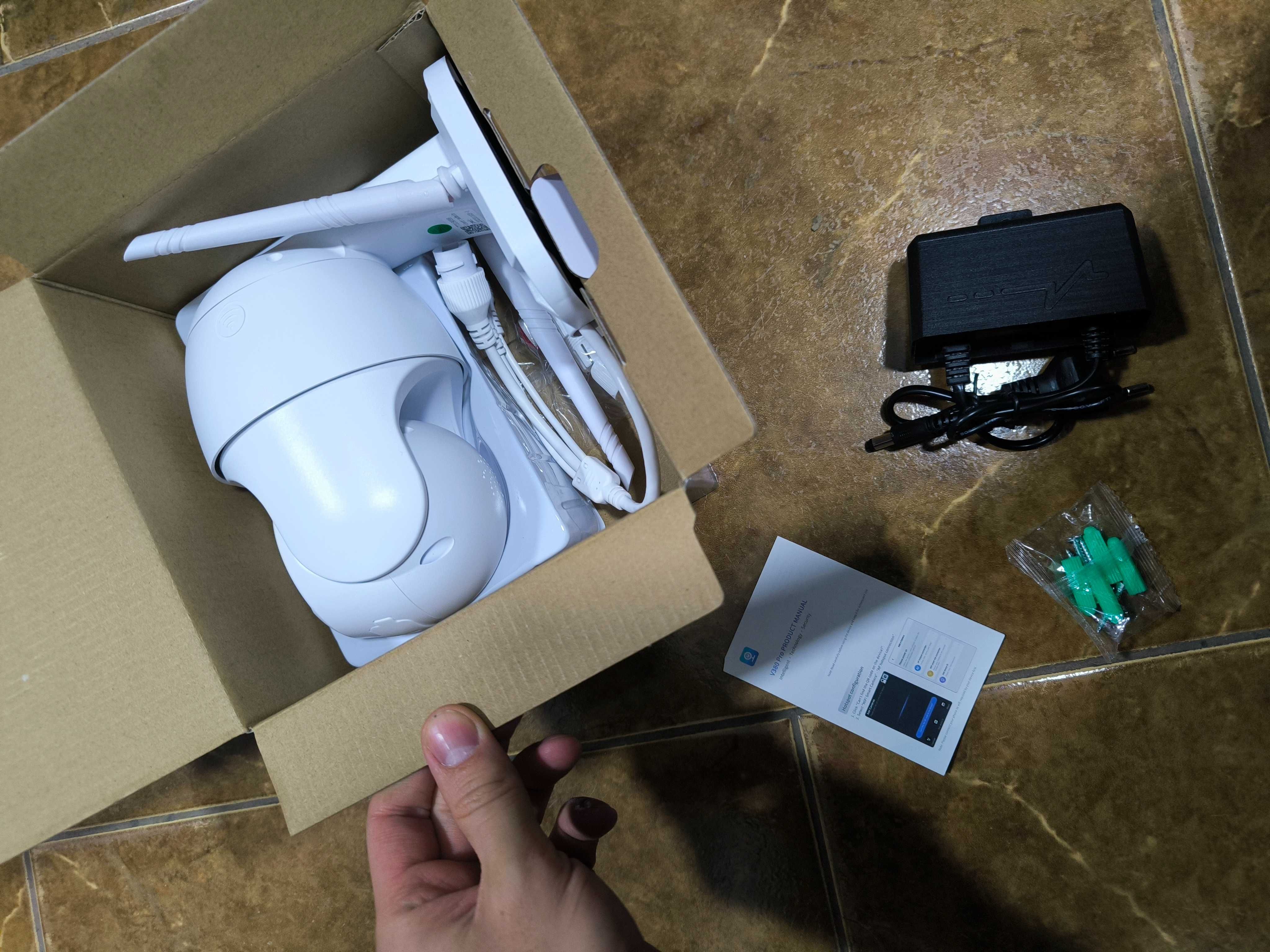 Камера відеоспостереження з WiFi IP LAN UKC N3 додаток V380pro